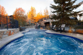 Ski-In Ski-Out Breck Resort Condo Amenities Parking 1BR sleeps 4 Breckenridge
